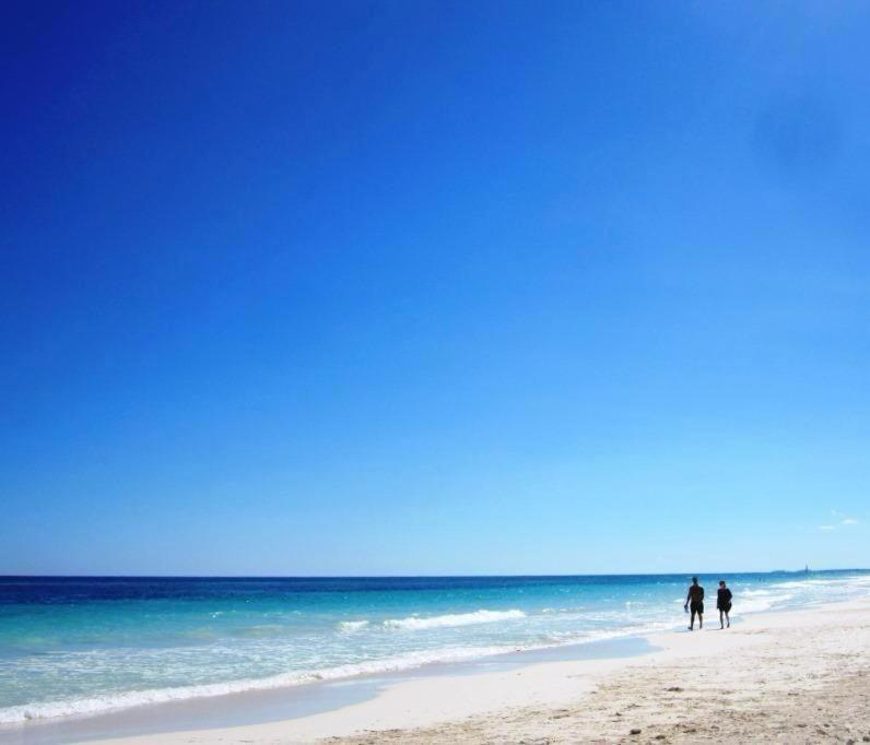 Сasa de vacaciones Chillaxing Beach Front House